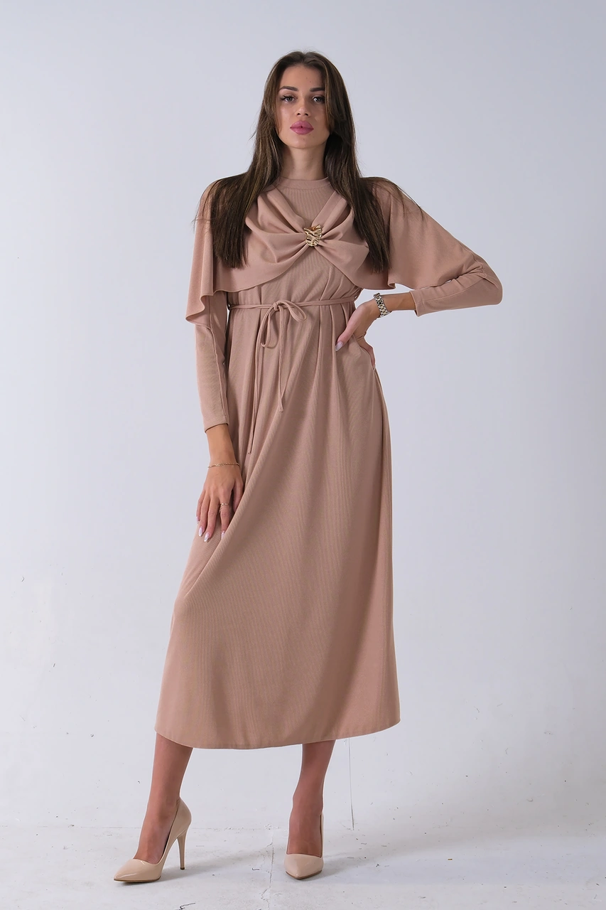 Feminist Bej Bisiklet Yaka Kendinden Şal Detaylı Broşlu Bel Bağlamalı Elbise 4571580.55 Bej