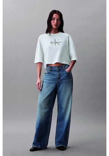 Calvin Klein Kadın Bisiklet Yaka T-shirt Beyaz