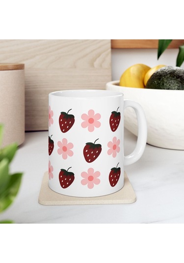 Çilek Ve Çiçeği Desenli Hediyelik Baskılı Porselen Beyaz Lüks Kupa Bardak Beyaz