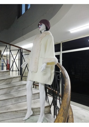 Bohem Stil İtalyan Angora Cepli Kapüşonlu Kürklü Kaban 85 Cm -8901 Ekru