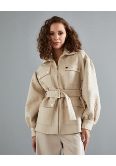 Kısa Kadın Mont - Cepli Ve Kemerli - Modern Ve Şık Tasarım - Günlük Ve Özel Gün İçin Mont Bej