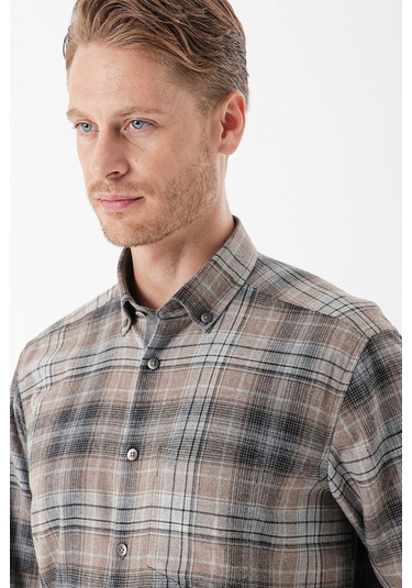 Koyu Vizon Uzun Kollu Ekoseli Gabardin Sert Yaka Cepli Garnili Casual Comfort Fit Gömlek 1004235112-koyu Vizon Koyu Vizon Koyu Vizon Uzun Kollu Ekoseli Gabardin Sert Yaka Cepli Garnili Casual Comfort Fit Gömlek 1004235112-koyu Vizon Koyu Vizon