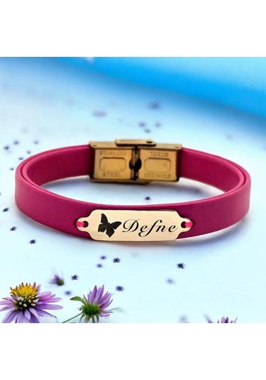 Archin Defne İsmine Özel Kelebek Figürlü 14 Ayar Altın Plakalı Doğal Pembe Derili Hediye Bileklik-651isim Defne