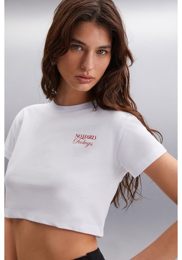 MORAN  Kadın %100 Pamuk Beyaz - Kırmızı Baskılı T-Shirt