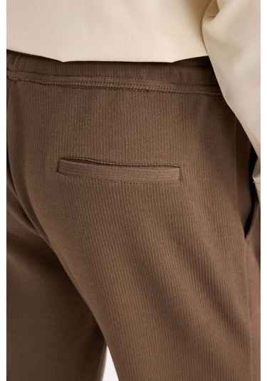 DeFacto Regular Fit Eşofman Altı Beli Bağcıklı Cep Detaylı Düz Paça D9701AX24AUKH154