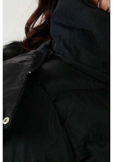 Lela  Regular Fit Çıkarılabilir Kapüşonlu Fermuarlı Cepli Şişme Bayan Mont 497Emily Siyah