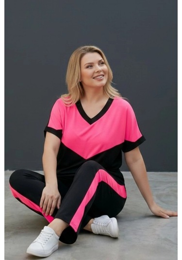 Aytemas Neon Renk Detaylı Takım Pembe