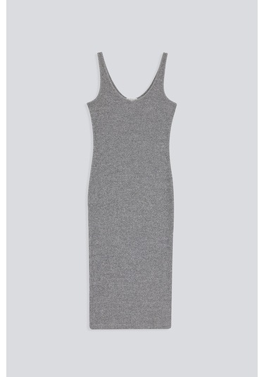 ASKILI V YAKA ELBİSE