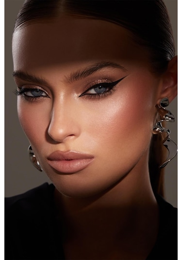 Alix Avien Uzun Süre Kalıcı Suya Dayanıklı Akma Dağılma Yapmayan Siyah Göz Kalemi Extreme Black