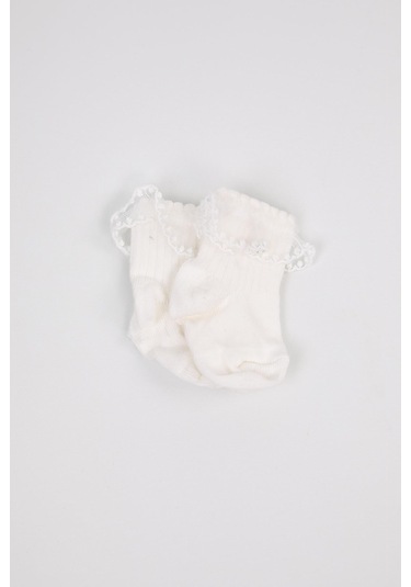 Şapka Makosen Çorap Külotlu 5'li Kız Bebek Elbise Yenidoğan Hediye Seti 12608 001