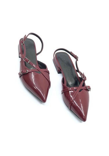 Feles Toka Detaylı Kısa Topuklu Arkası Açık Kadın Babet Ayakkabı Bordo