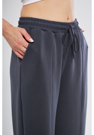 Haki Ultra Yumuşak, Dikiş Detaylı Havuç Kesim Bağcıklı Lastikli Bilek Boy Kadın Modal Pantolon Antrasit