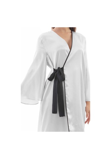 Laperissa Kadın Beyaz Saten Sabahlık Kuşaklı Siyah Biyeli Şık Ev Giyim Beyaz