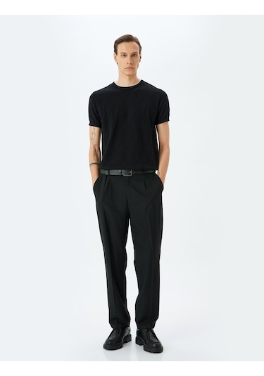 Koton Regular Fit Geometrik Dokulu Kısa Kollu Pamuklu Triko Kazak Siyah 5sam70010ht Siyah Koton Regular Fit Geometrik Dokulu Kısa Kollu Pamuklu Triko Kazak Siyah 5sam70010ht Siyah