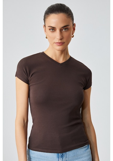 Marta Kadın V Yaka Kısa Kol Slim Kahverengi T-shirt