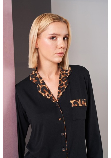 Pjs 26006 Kadın Patlı Boydan Düğmeli Leopar Desenli Uzun Kollu Pijama Takım Siyah