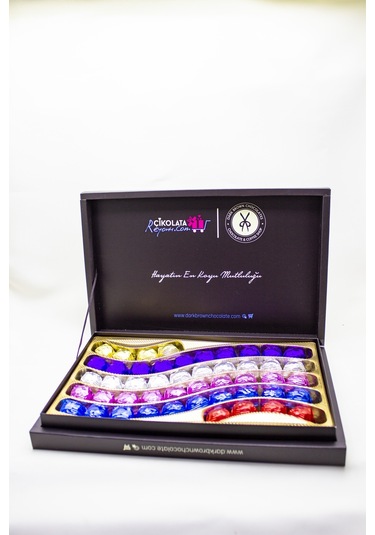 Dark Brown 48 Adet Kare Renkli Sargılı Sütlü Gerçek Çikolata Kutulu