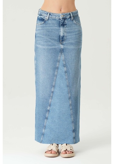 Renk Bloklu Yüksek Bel Patı Fermuarlı Yırtmaçlı Etek Ucu Kesikli Maxi Jean Etek C 4532-055 Çok Renkli