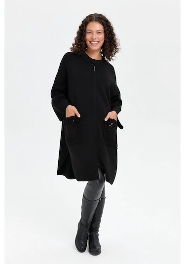 Desen Triko Kadın Dik Yaka Cebi Gül İşlemeli Fermuarlı Panço 24060 Siyah Siyah