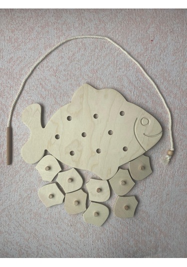 Montessori Beceri Temelli İpli Pullu Ahşap Balık