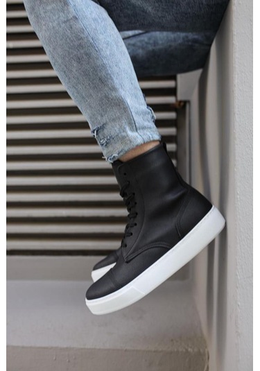 Spor Bot 022 Siyah Beyaz Taban Renklı