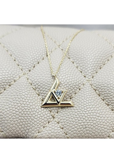 0 20 Karat Pırlanta Möntürü Signity Swarovski Taşlı V Tasarım Modern 925 Ayar Gümüş Kolye 43 Cm