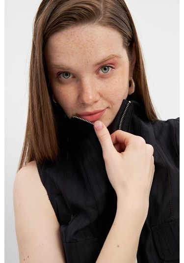 Stella Pulvis Siyah Fermuarlı Cepli Kuplu Bluz