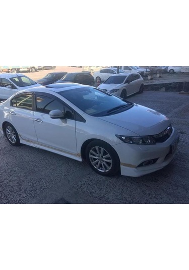 Honda Civic Fb7 Yan Marşbiyel Takım Fiber Boyasız