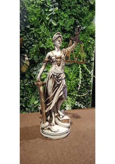 Themis Adalet Tanrıçası