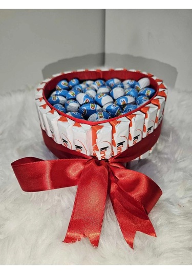 Kalpli Kinder Çikolata Sepeti