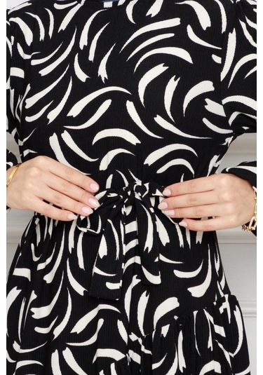 Beli Kuşaklı Çapraz Fırfırlı Lale Elbise-siyah-4465 Siyah