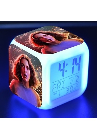 7 Renkli Led Kare Dijital Alarmlı Saat - Beyaz, Renk Değişimi Ve Sağlam Altyapı