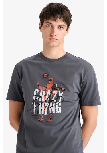 DeFacto %100 Pamuk Deadpool Regular Fit Bisiklet Yaka Kısa Kollu Tişört E3263AX25SMAR104