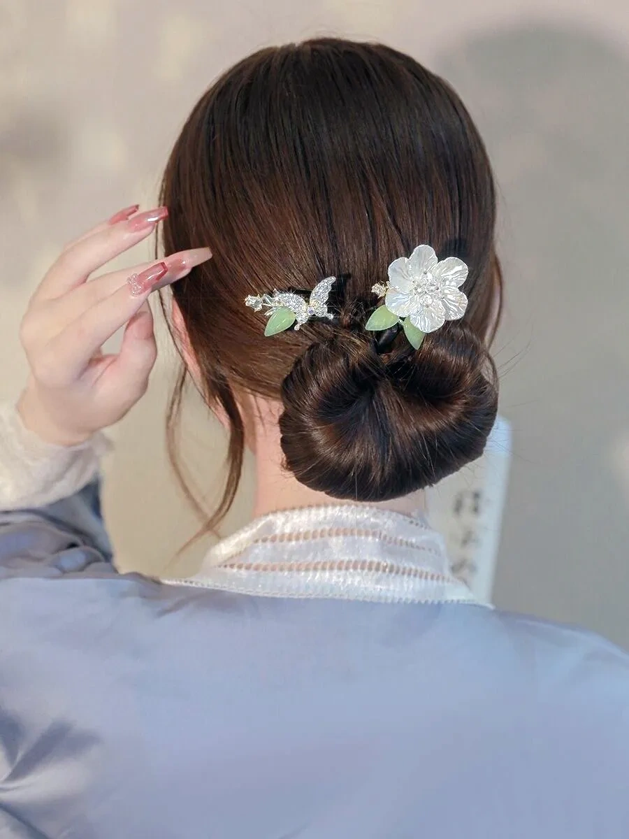 Bıjuteks Saçlar, Şekiller Ve Topuz Yapma İşleçleri İçin Twist Ve Büküm İğnesi Sophist Twist . 271982482 Beyaz