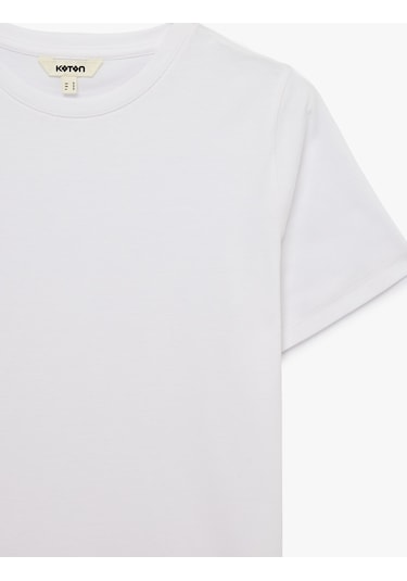 Koton Regular Fit Pamuklu Kısa Kollu Bisiklet Yaka Basic Tişört Beyaz 6sak60004ek