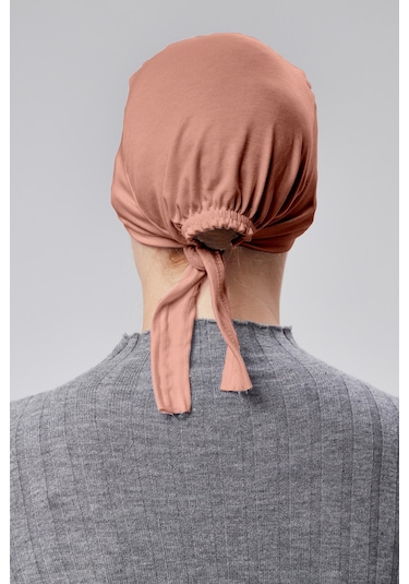 Kadın Tesettür Likralı Penye Dikişsiz Kaymaz Düz Bağlamalı Bone Gül Kurusu