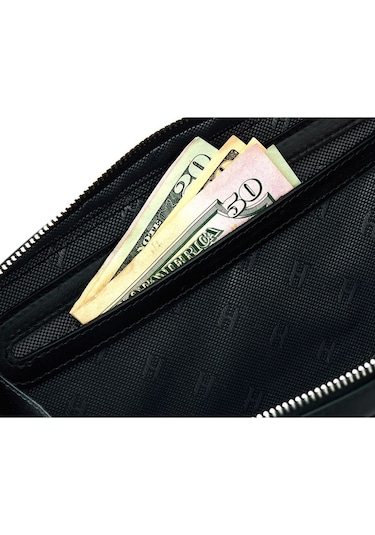 Carlye Hakiki Deri Siyah Uniseks Ön Cepli Bileklikli Fermuarlı Rfid Korumalı Çanta Siyah