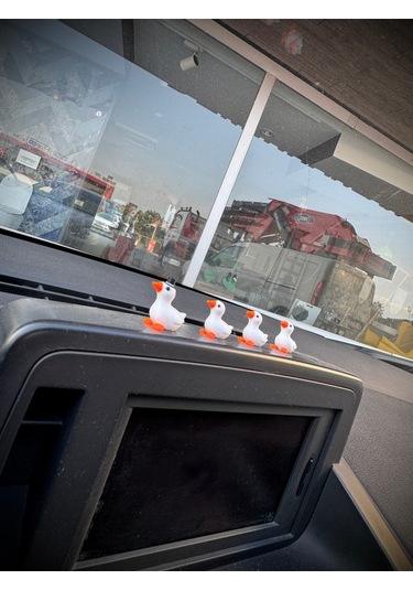 4 Parça Sevimli Kaz Ailesi Dikiz Aynası Süsü - Ayna Süsü Araba Süsü Torpido Süsü Oto Aksesuar