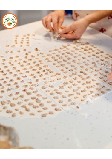 Naturel Fırınlanmış Vegan Boncuk Mantı 500 Gr X 2 Adet