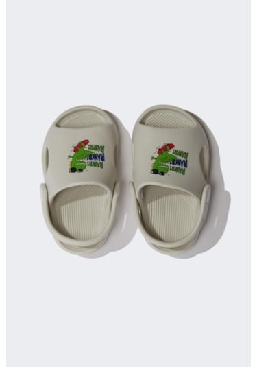 DeFacto Erkek Çocuk Tek Bantlı Düz Taban Eva Terlik E3342A525SMBG26 DeFacto Erkek Çocuk Tek Bantlı Düz Taban Eva Terlik E3342A525SMBG26