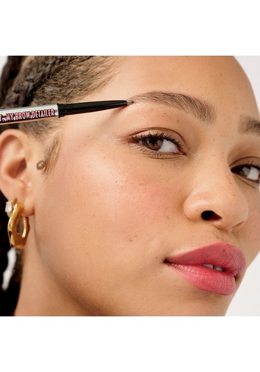 Benefit Cosmetics Precisely My Brow Detailer 4 Kaş Kalemi