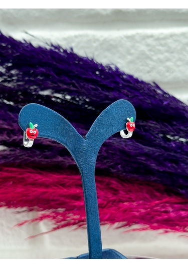 925 Ayar Gümüş Elma Figürlü Zarif Kız Çocuk Küpesi Gümüş