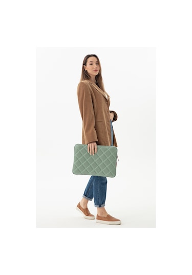 Kapitone Laptop Kılıfı 15.6 & 16 İnç Mint