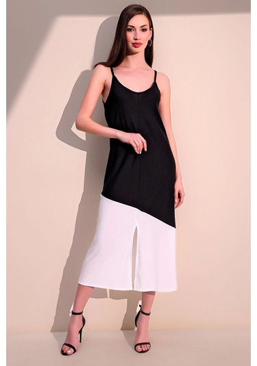 Kadın Siyah & Beyaz Rahat Asimetrik Bloklu Yırtmaçlı Askılı Uzun Elbise Siyah