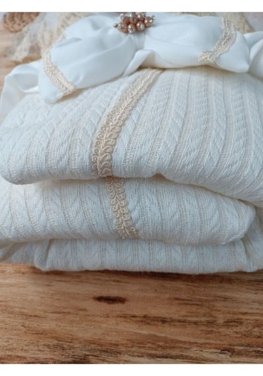 Pembe Triko Örgü Kız Bebek Batttaniyesi Kundağı Kalın Dantelli Yenidoğan Hastane Çıkışı Hediyelik Ekru