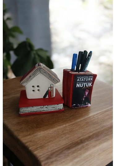 Atatürk'ün Nutuk Konseptli Hediyelik Kalemlik Ve Tütsülük 2li Set