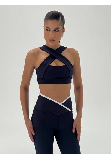 Çapraz Beli Beyaz Biye Detaylı Spor Tayt Siyah