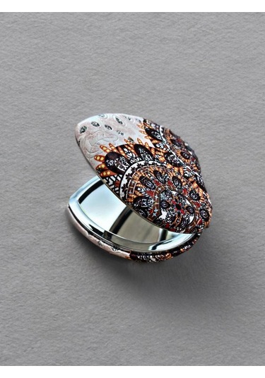 Işıltılı Karışık Desenli Çift Taraflı Kalp Şeklinde Cep Aynası Çanta Makyaj Aynası 7cm X 7cm Kod:23 Çok Renkli