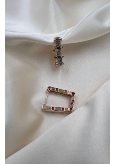 Bb İthal Pembe Taşlı Serenay Serisi Küçük Dikdörtgen Küpe Altın - Pembe