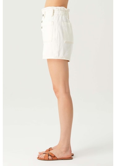 Ekru Yüksek Bel Beli Lastikli Patı Düğmeli Jean Şort C 4534-100 Ekru